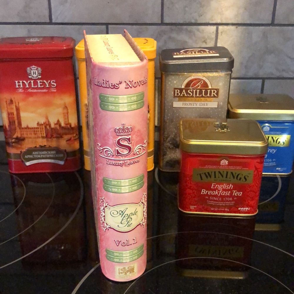 Collection of tea metal tins - Picture 2 of 16